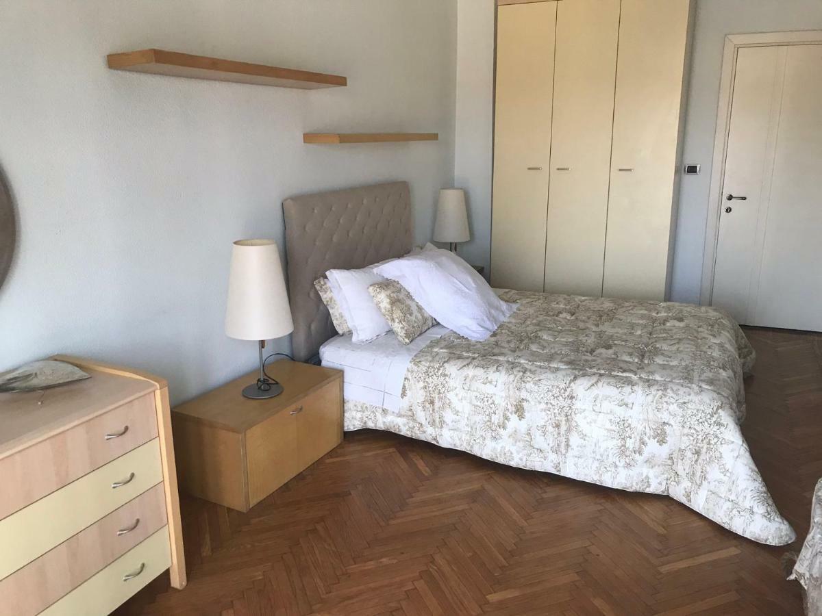 Appartement Leoni CharmingHouse à Milan Extérieur photo