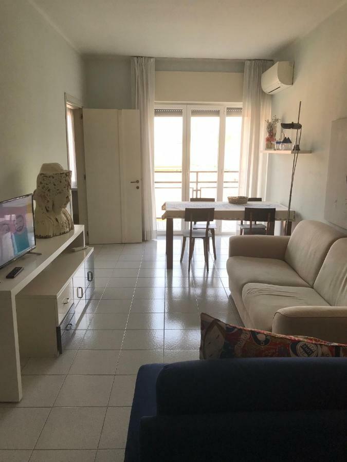 Appartement Leoni CharmingHouse à Milan Extérieur photo
