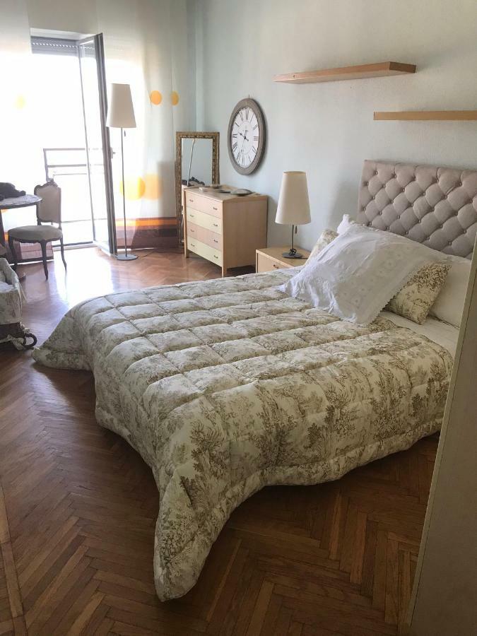 Appartement Leoni CharmingHouse à Milan Extérieur photo