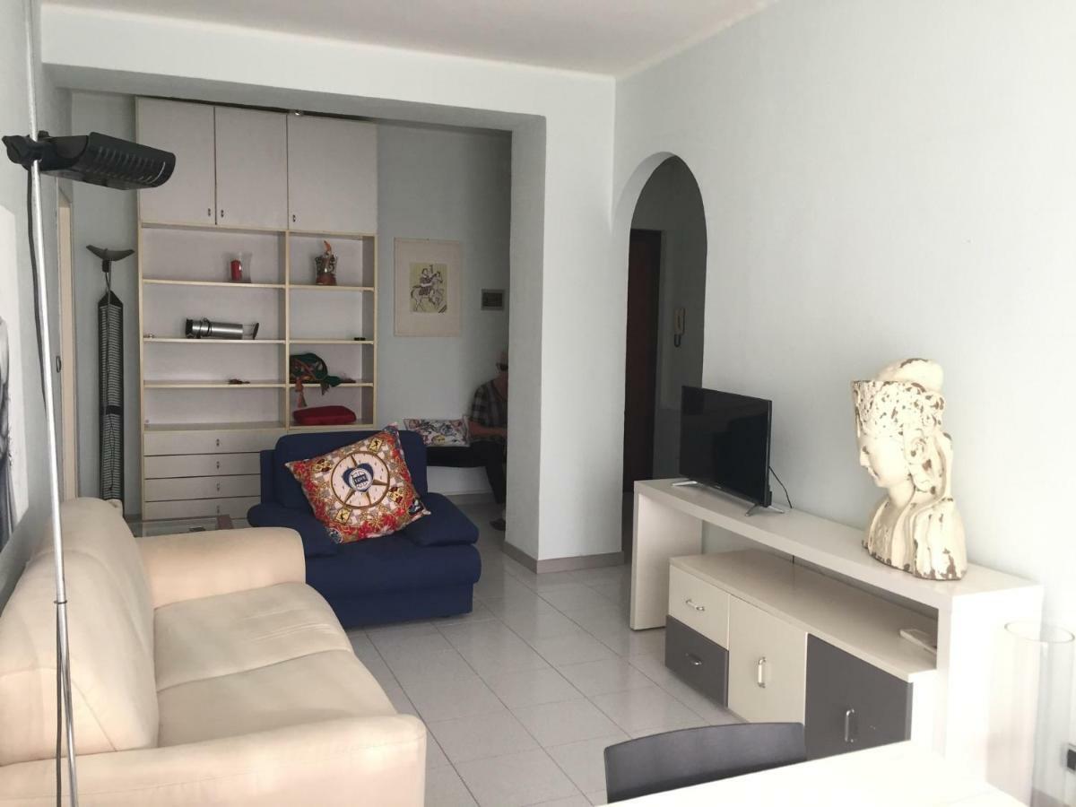 Appartement Leoni CharmingHouse à Milan Extérieur photo